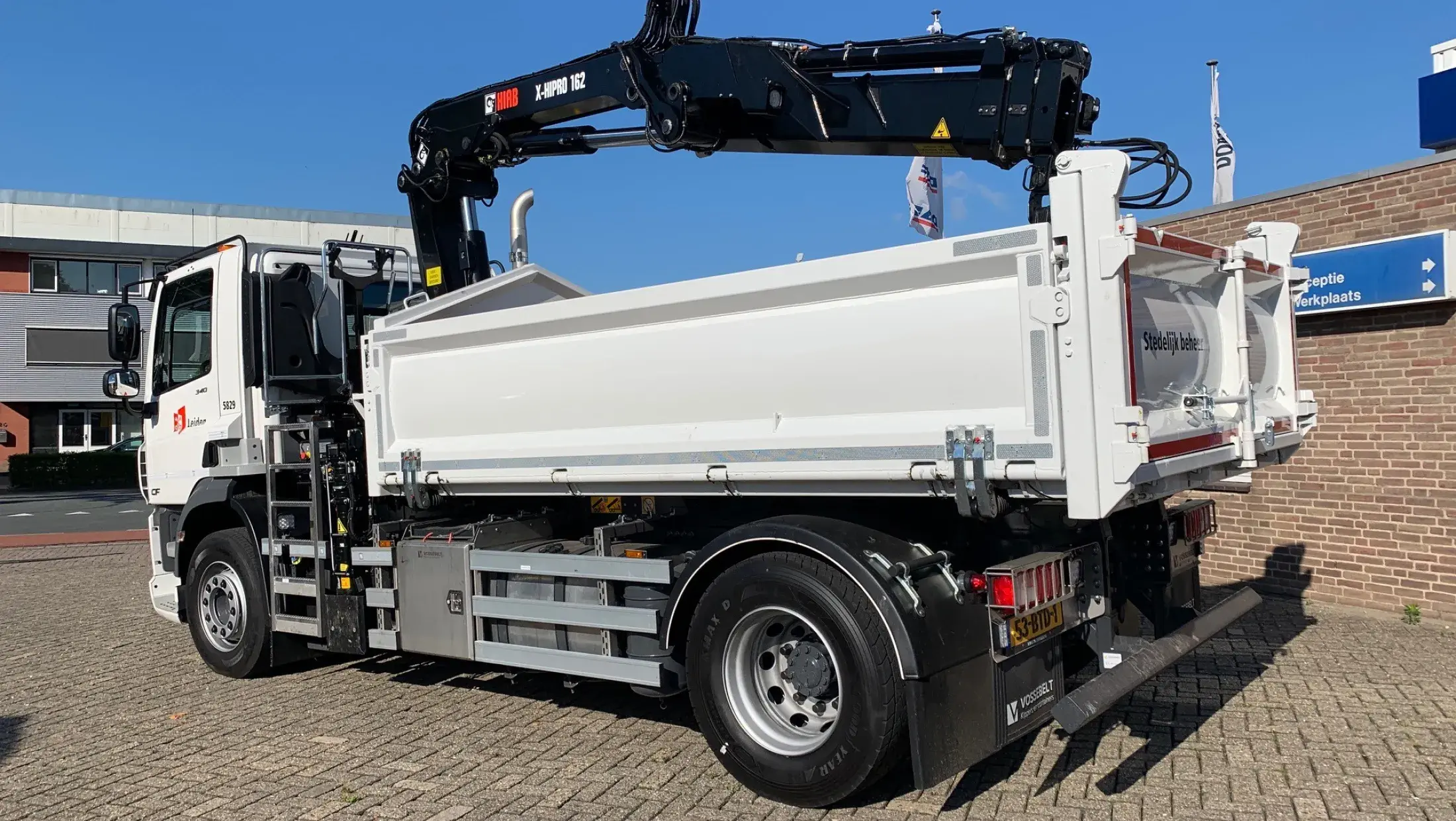 DAF CF 340 FA DC - Gem. Leiden