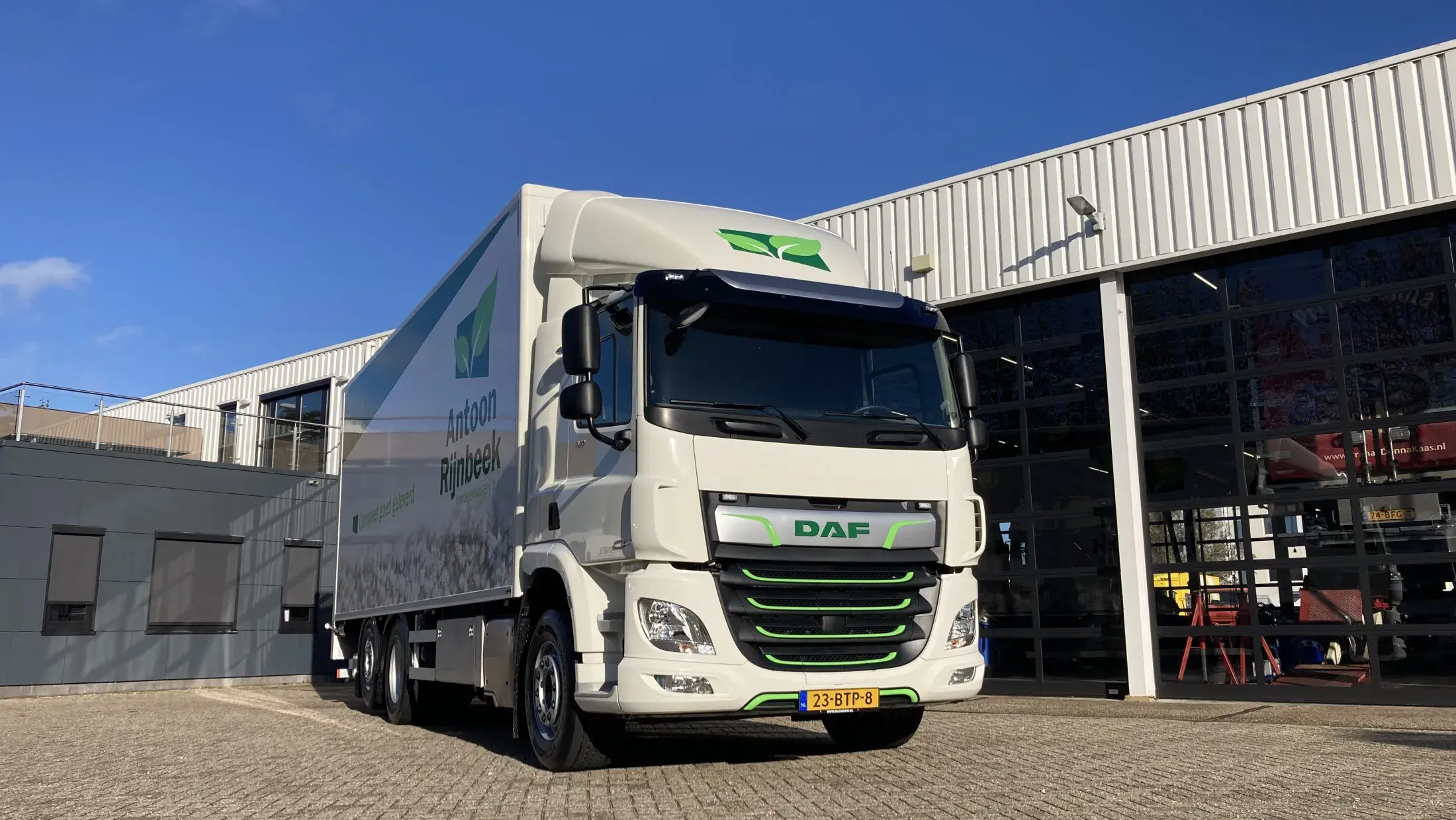 DAF CF 340 FAN DC - Antoon Rijnbeek - Dazzler BV