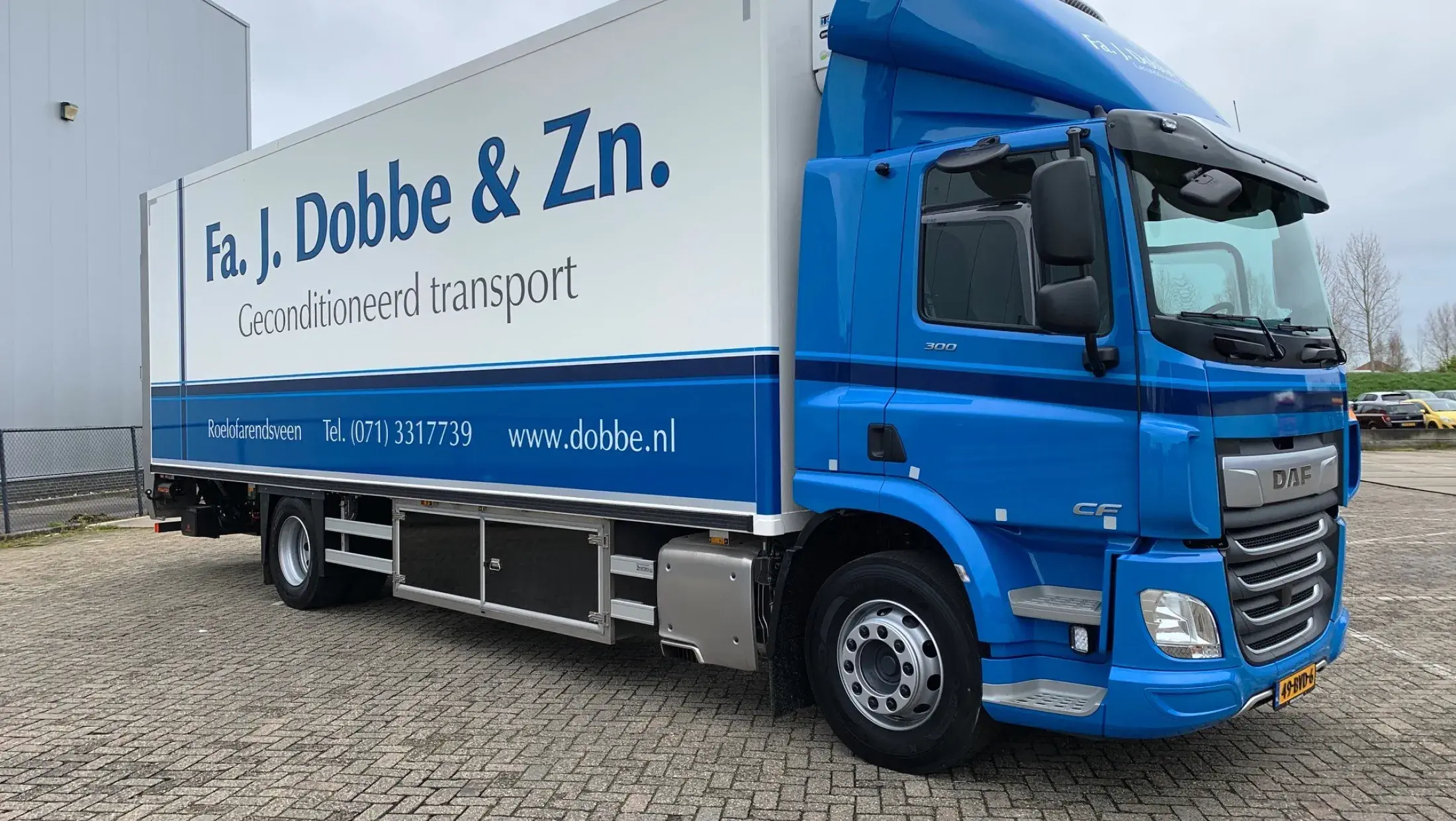 DAF CF 300 FA DC - Fa. J. Dobbe & Zn