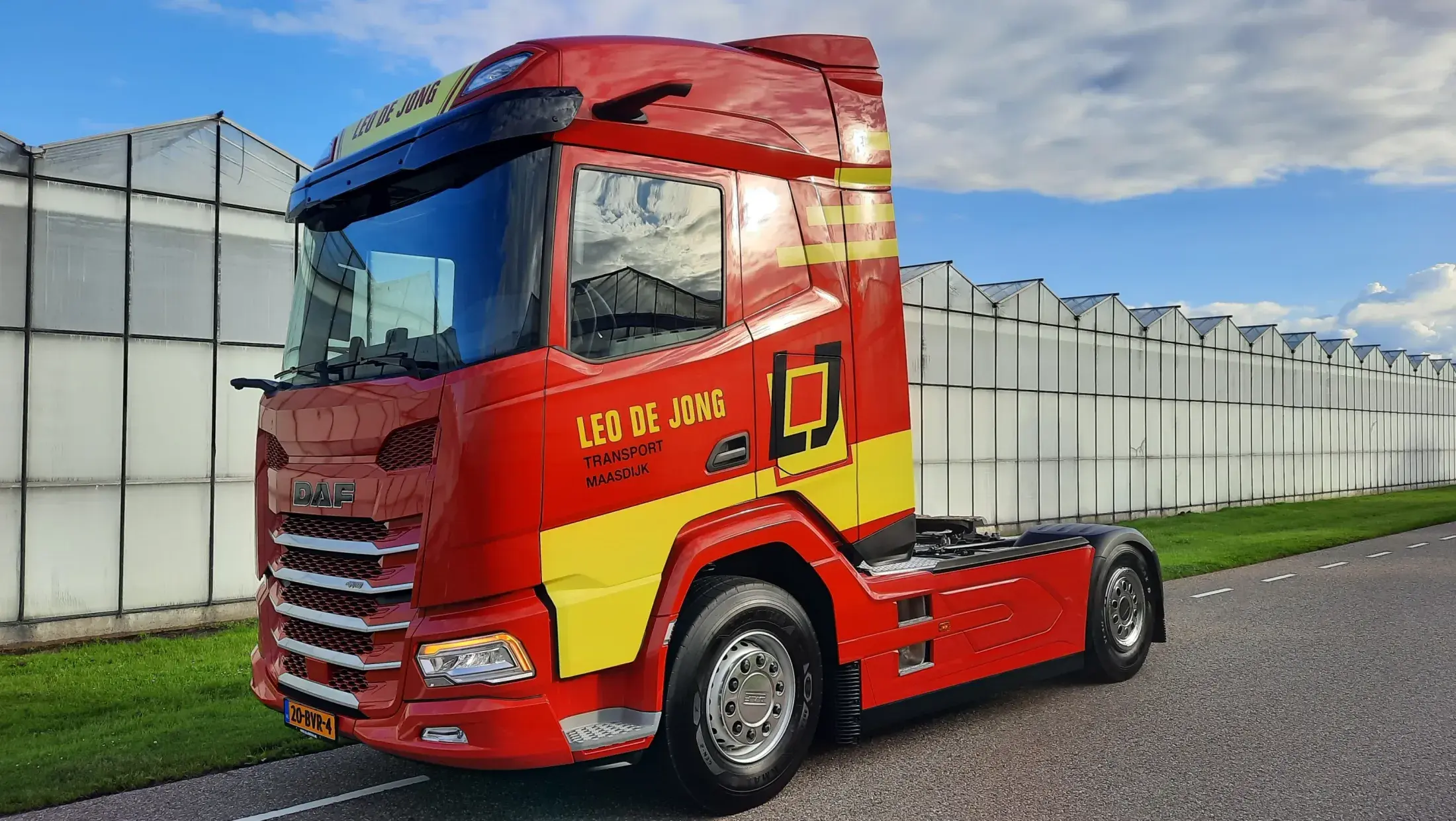 XF 410 FT SHC NGD  Leo de Jong Beheer BV