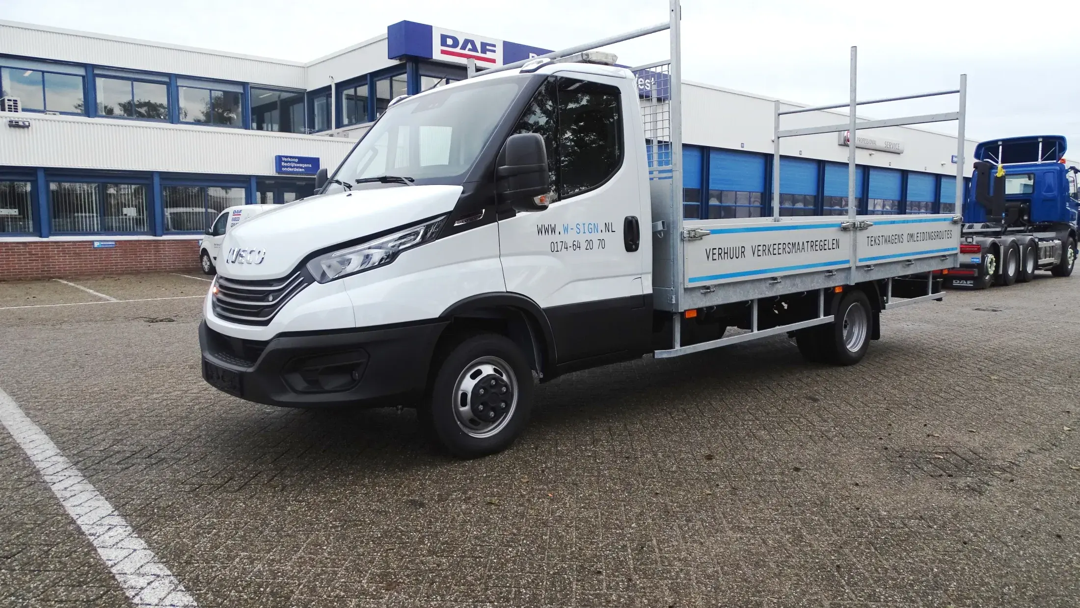 W-Sign - Iveco Daily 40C18 HA8