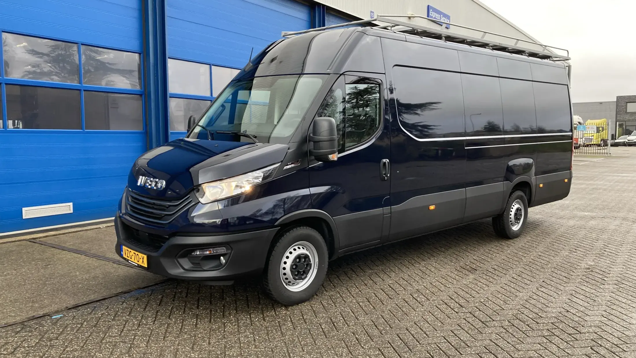 De Roo Wagenpark B.V. - Iveco Daily 35S18 HA8V