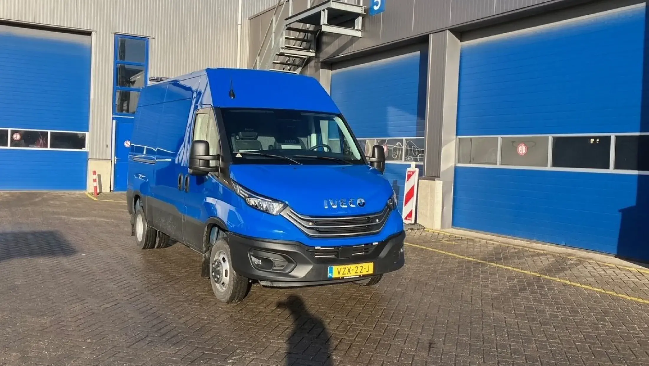 Iveco Daily 35C18 - AH Vrij