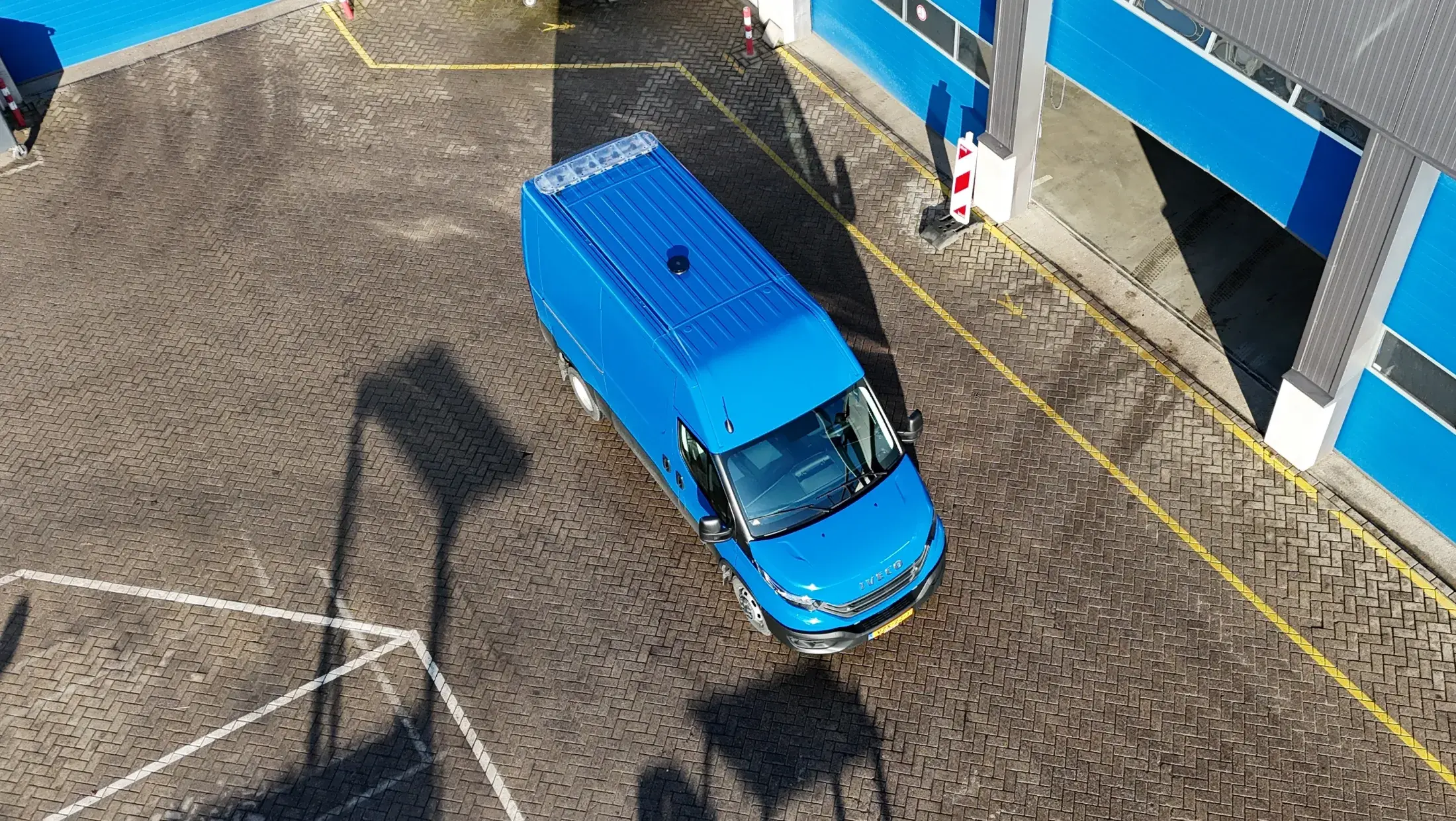 Iveco Daily 35C18 - AH Vrij