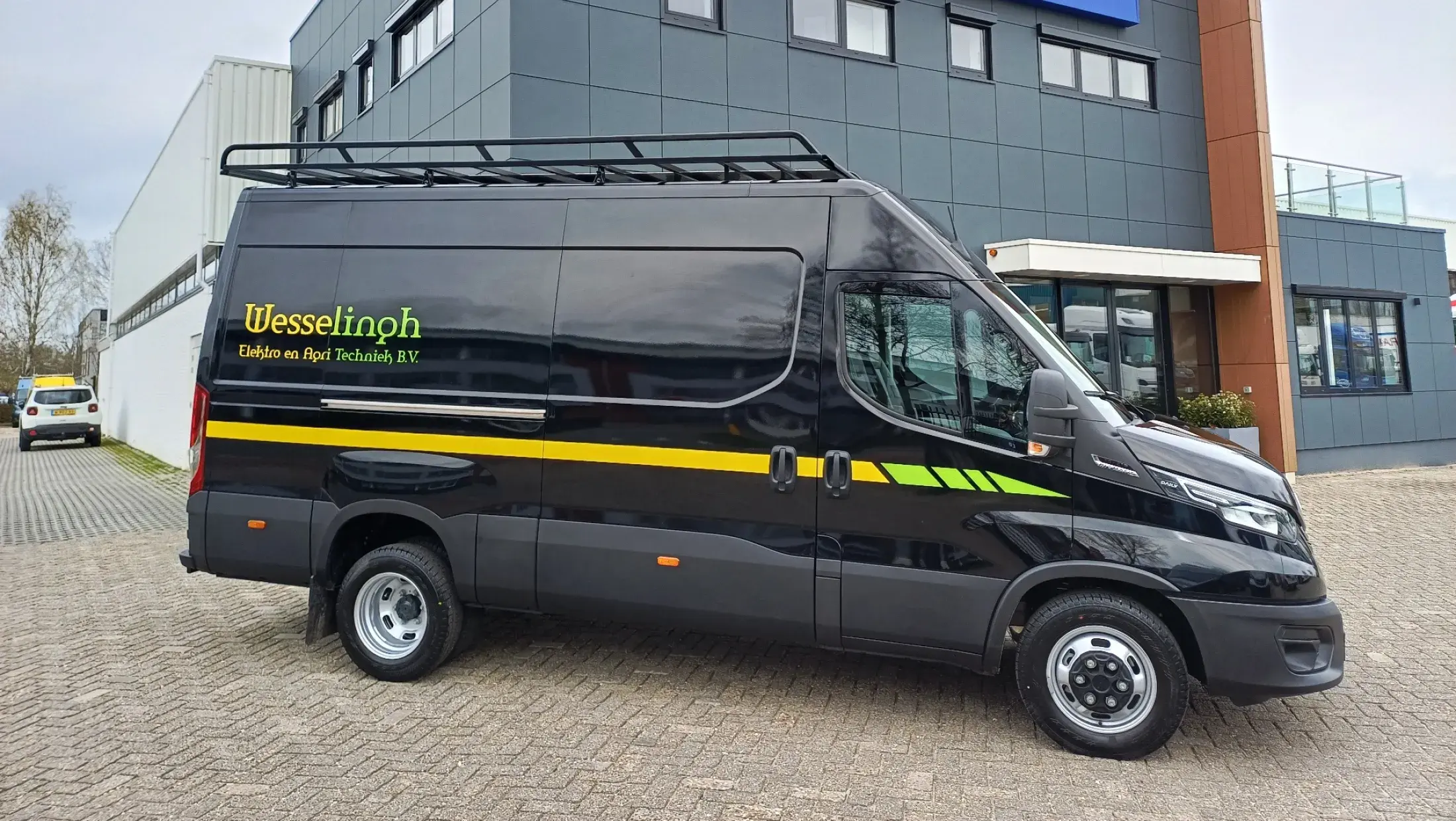 Wesselingh Elektro en Agri techniek - Iveco Daily 40C21 HA8Z V