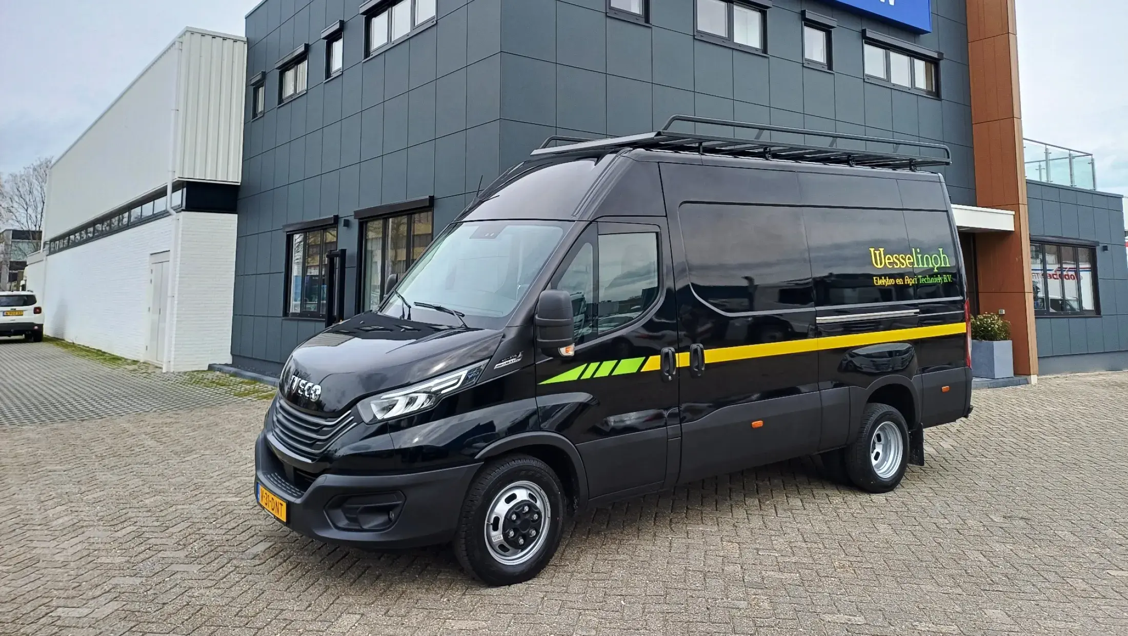 Wesselingh Elektro en Agri techniek - Iveco Daily 40C21 HA8Z V