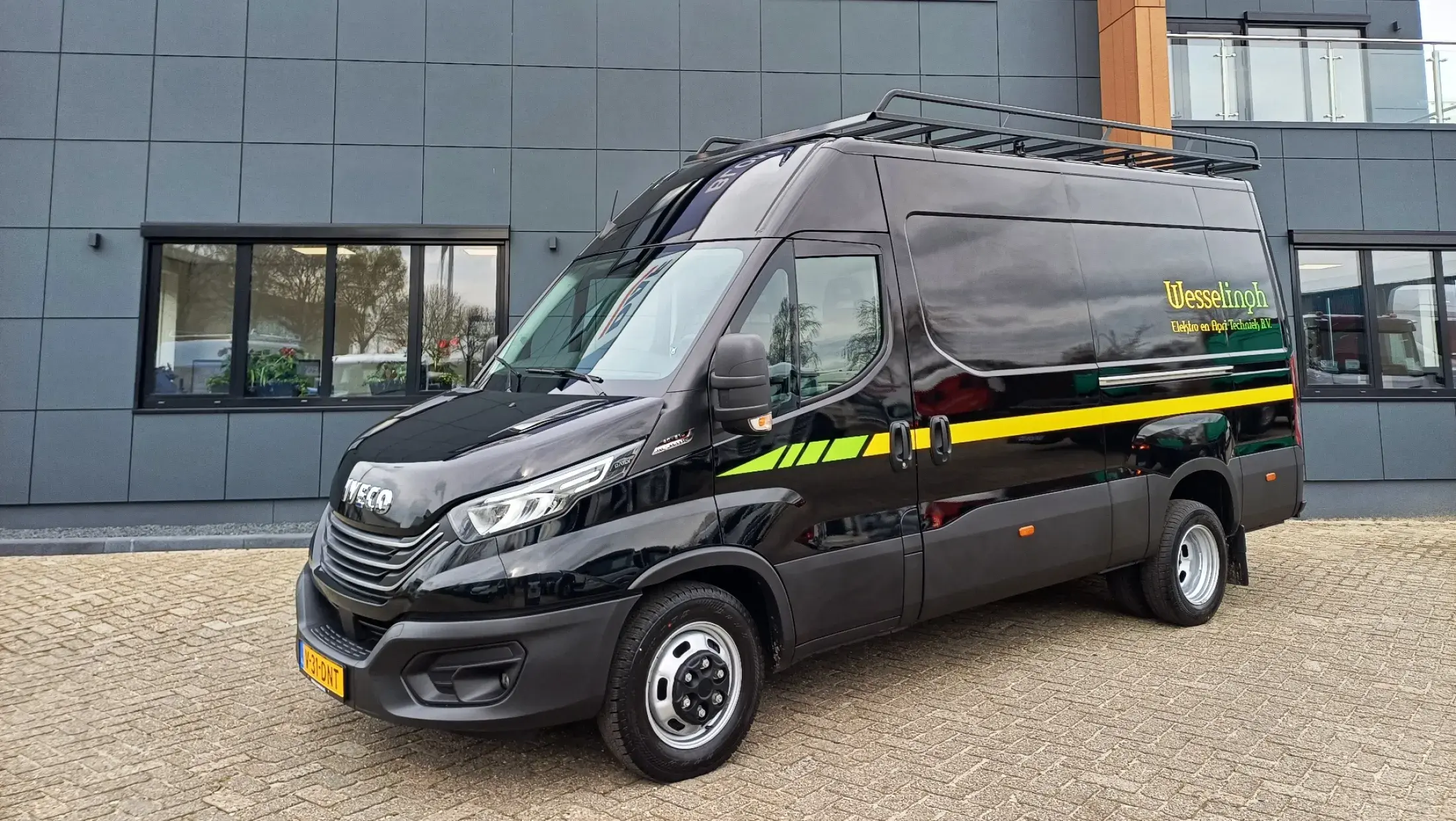 Wesselingh Elektro en Agri techniek - Iveco Daily 40C21 HA8Z V