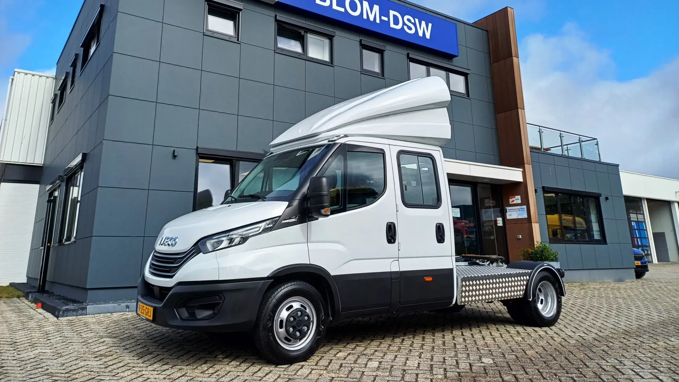 Btech - Iveco Daily 40C18 HA8 Dubbele Cabine (4).jpg