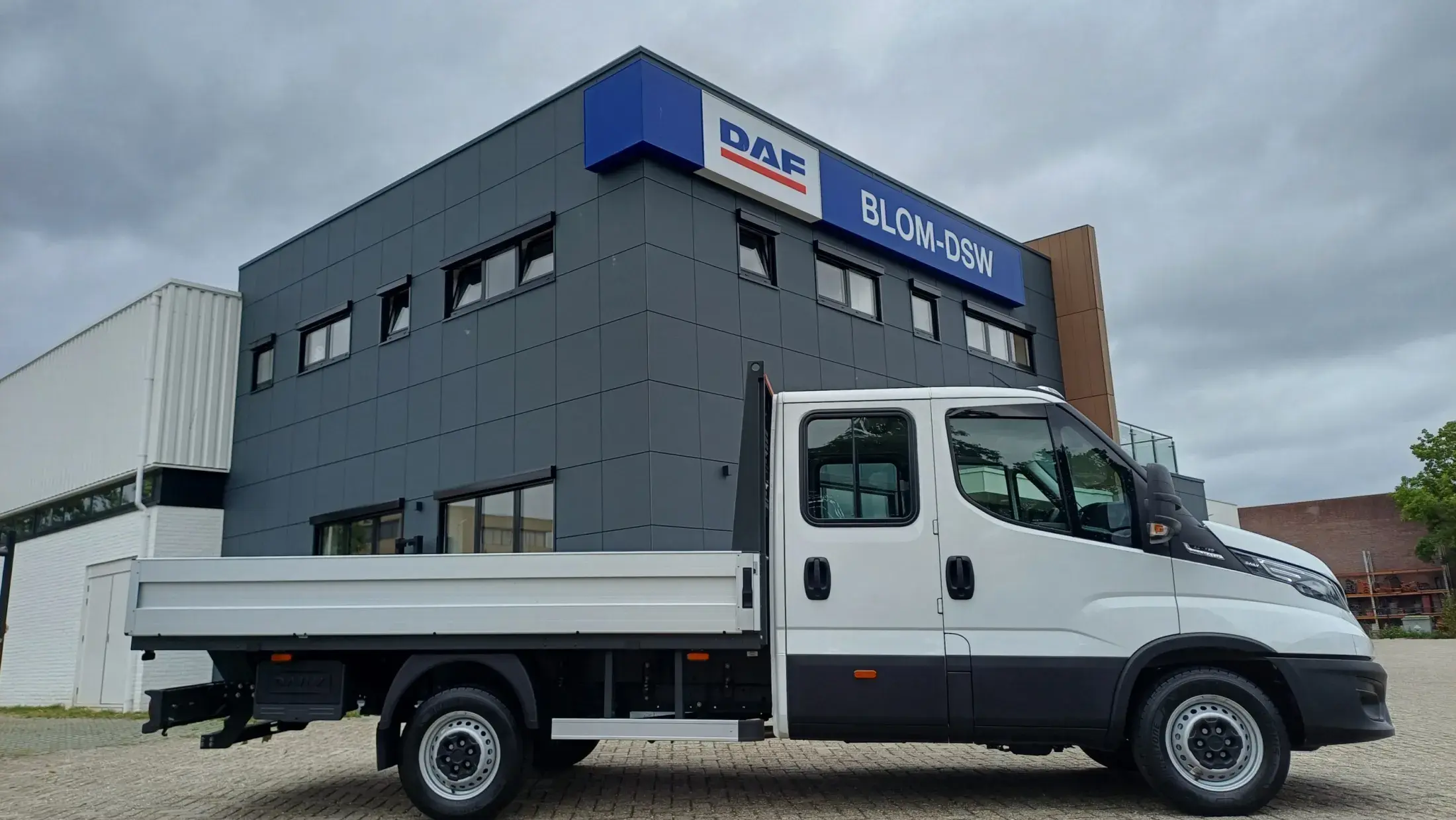 Iveco Daily 35S14A8 D 6+1 - Gebr. van der Meij