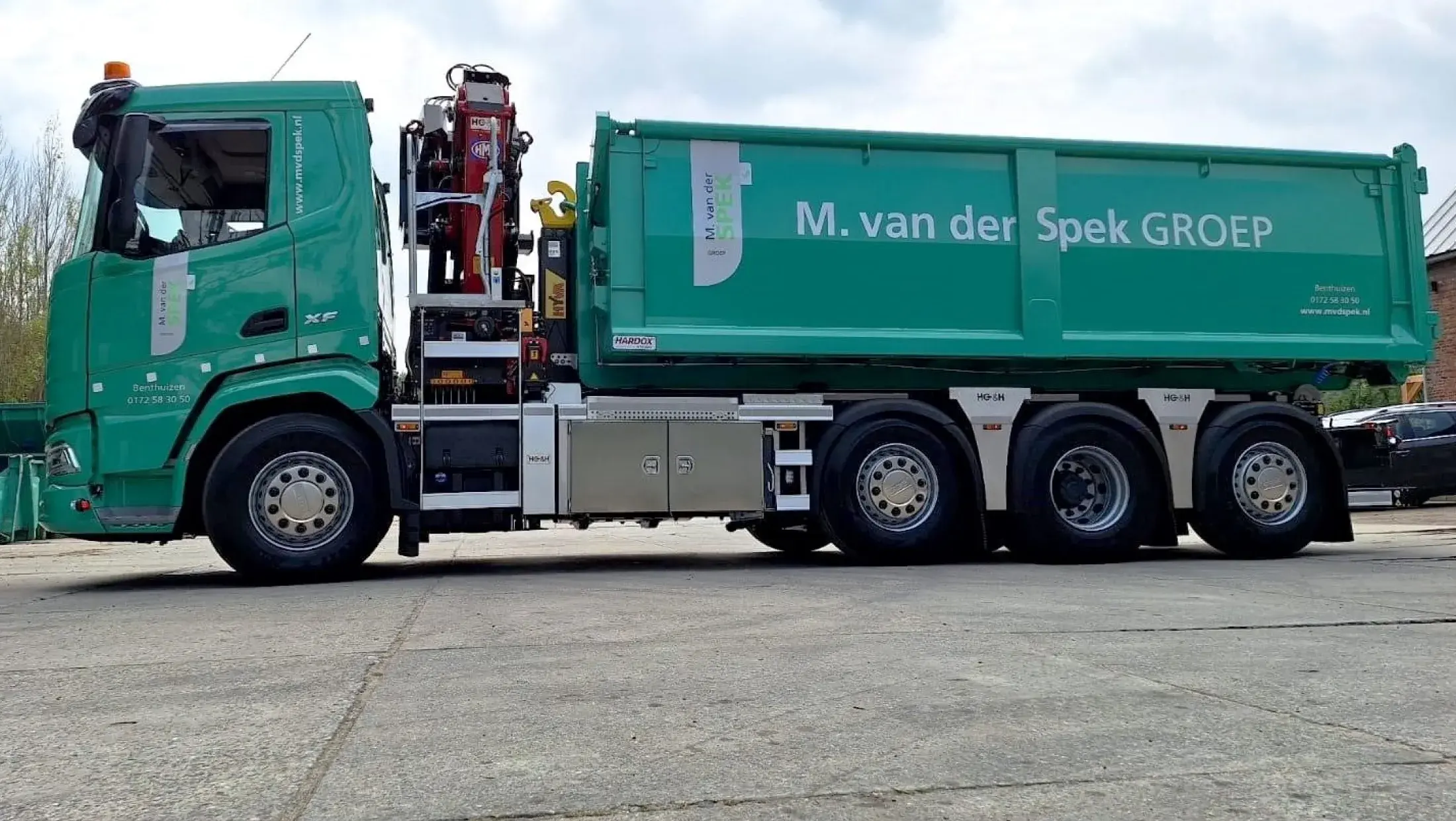 DAF XF 480 FAQ DC - M. van der Spek Hoveniersbedrijf BV