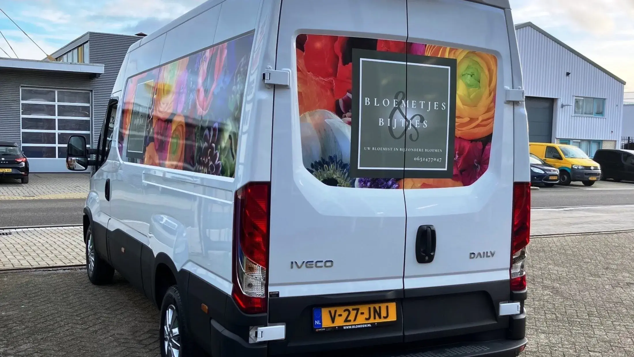 Bloemetjes en Bijtjes - Iveco Daily 38S16A8