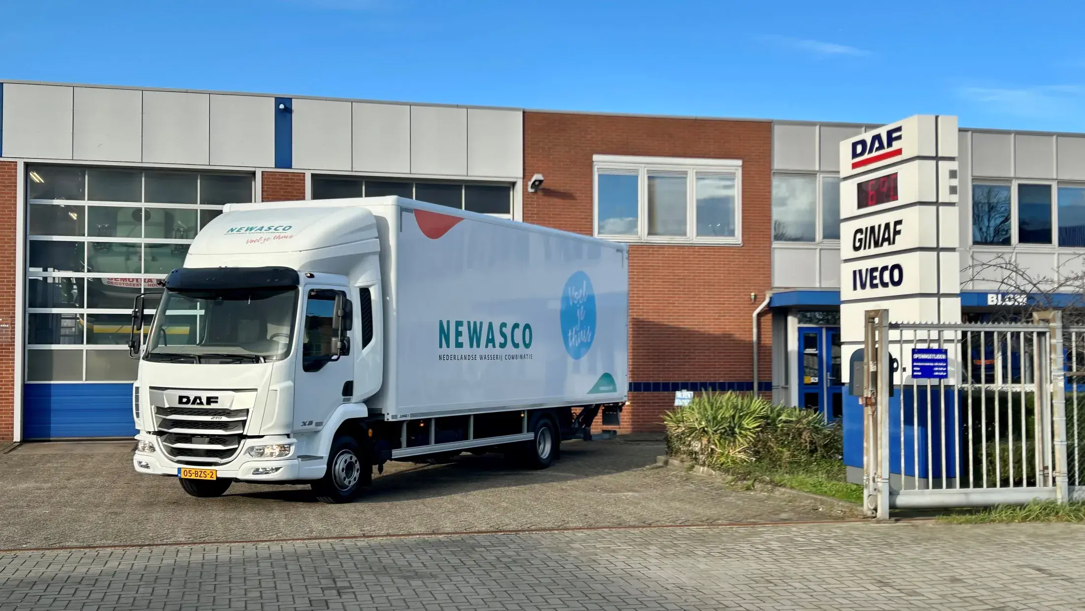 Newasco DAF XB 210 FA DC 12T NGD