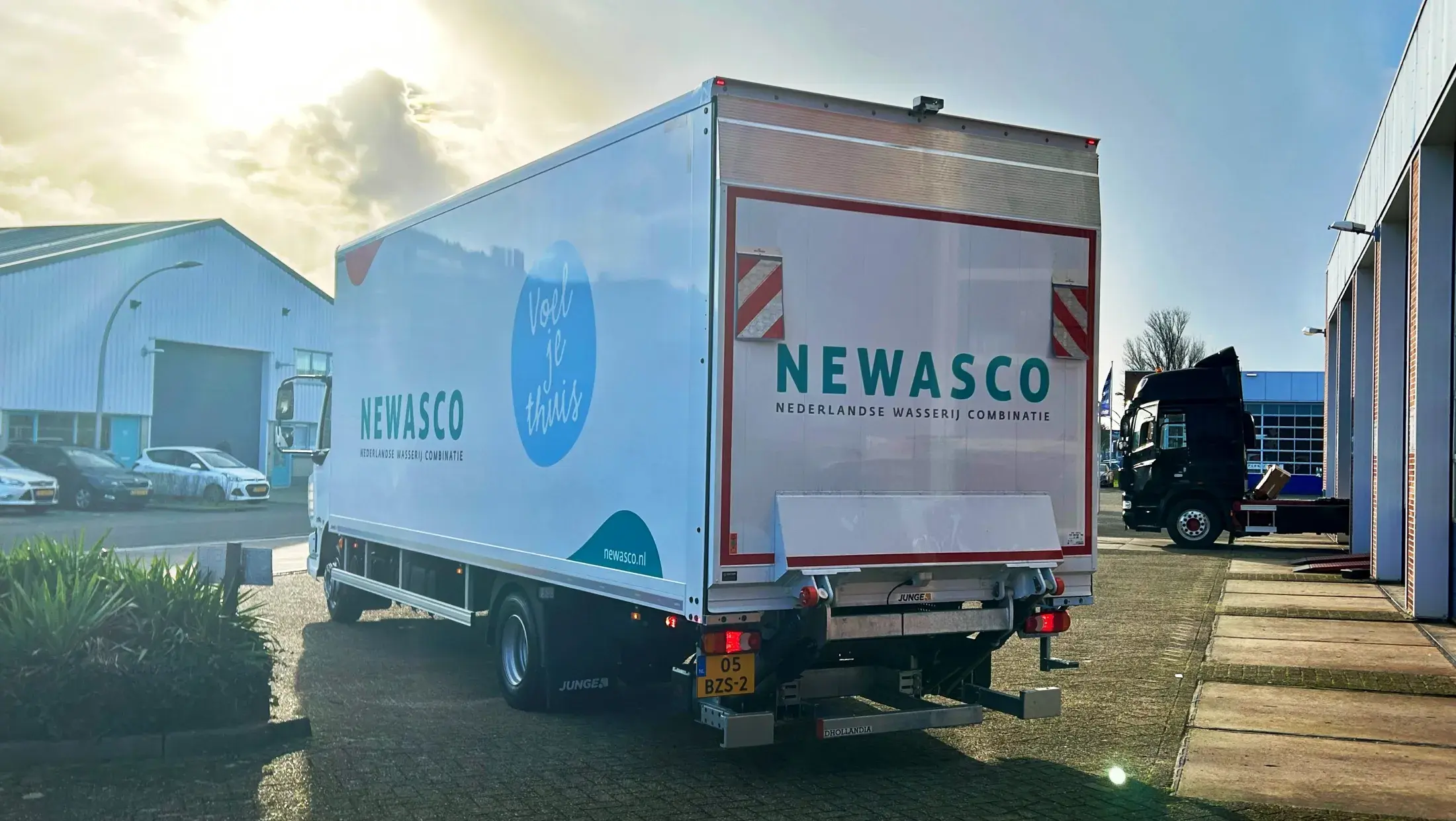 Newasco DAF XB 210 FA DC 12T NGD