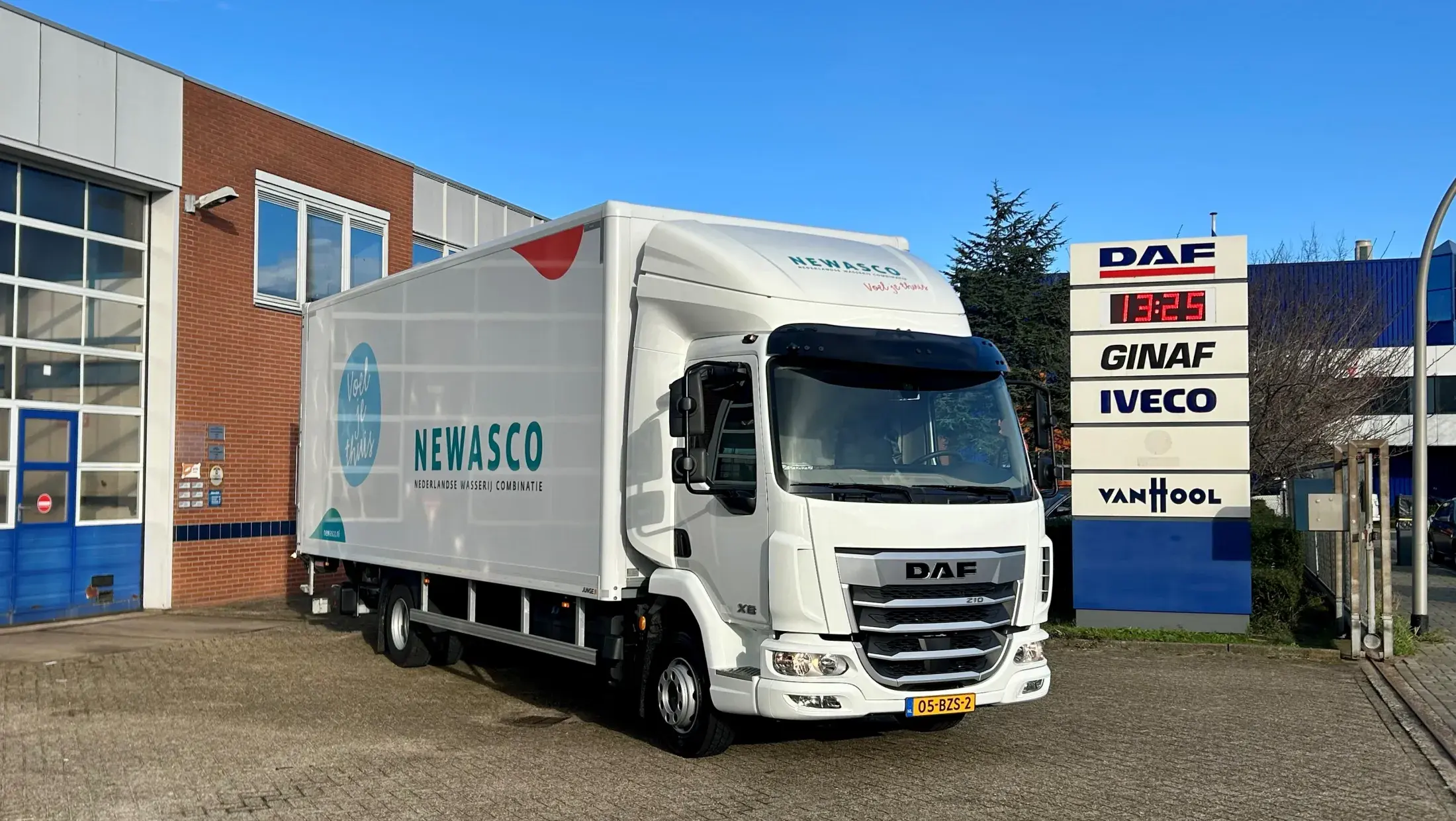 Newasco DAF XB 210 FA DC 12T NGD