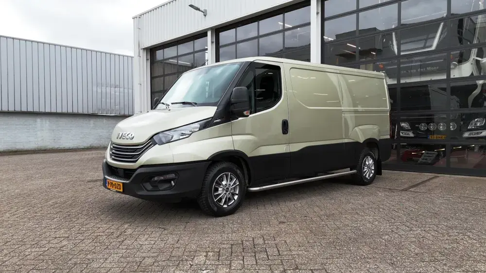 Iveco Daily 35S18 HA8 Van - Vergunst Stroopwafels