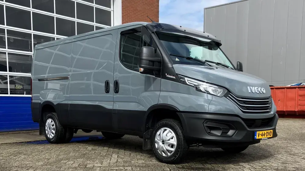 Iveco Daily 40C18 HA8Z V - PJ Van Klaveren