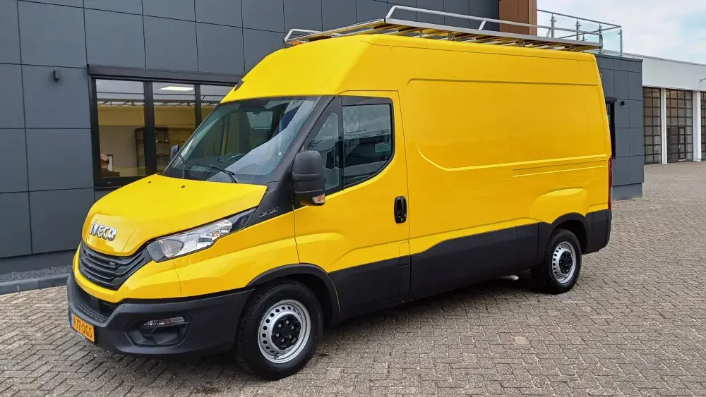 Iveco daily 35S14 van - Gemeente Zoeterwoude