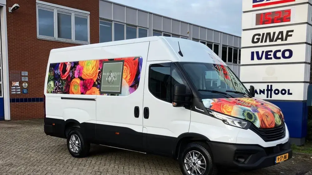 Bloemetjes en Bijtjes - Iveco Daily 38S16A8